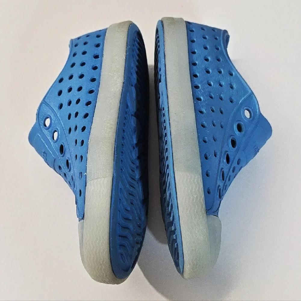 Native Jefferson Water Shoes Wave Blue Glow Unisex Toddler Kid's Size 5 EUC